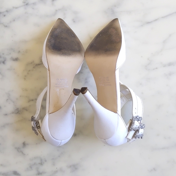 Cathy Jean Leather Upper Pointed Toe Shoes with 4" heels. - Picture 6 of 6